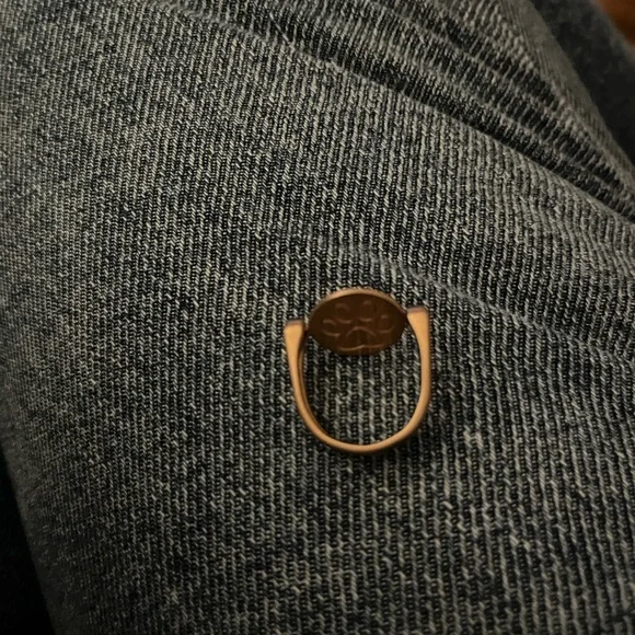 Rose gold “CONQUERing's” mission is to help you feel empowered. Interchangeable - Picture 4 of 6